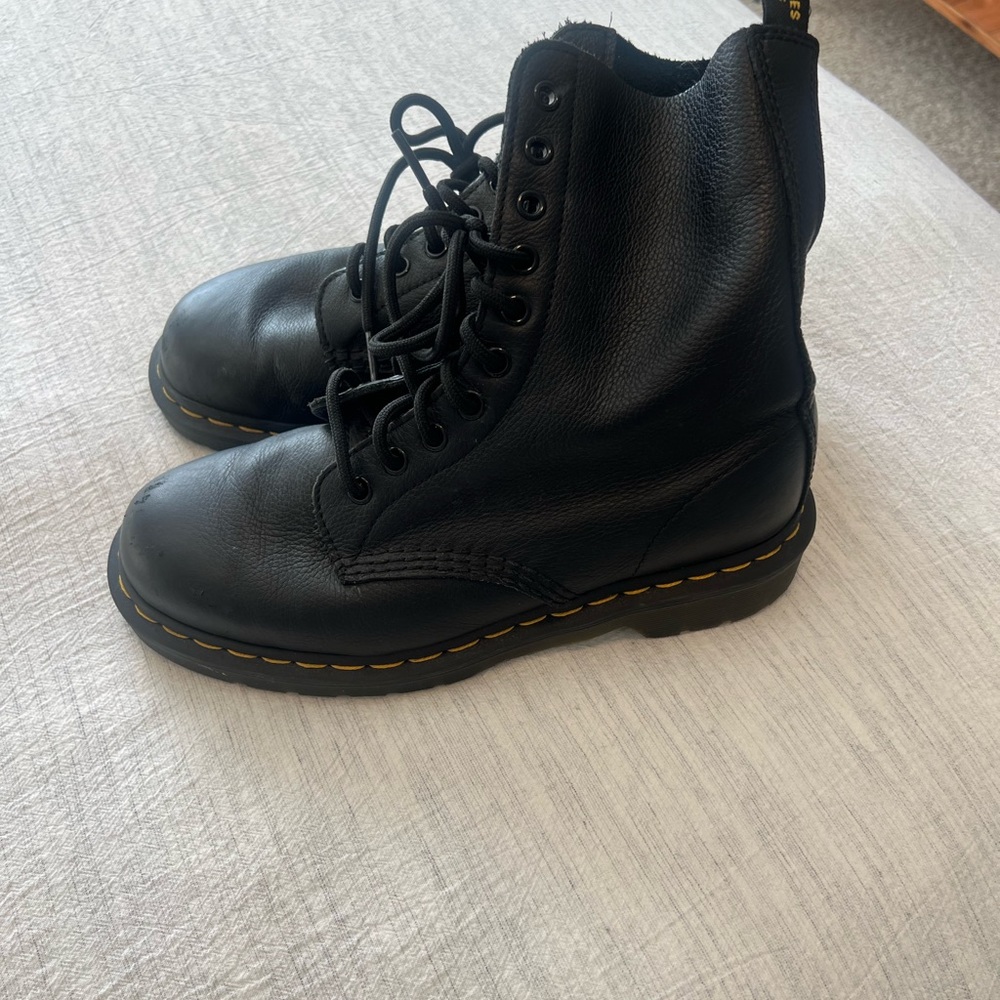 Dr. Martens Boots sz8
